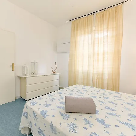 Al Numero 13 By Interhome Castiglione della Pescaia